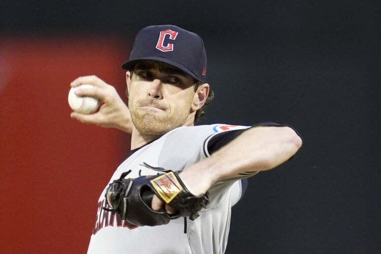 Guardians trade Shane Bieber, Paul Sewald at deadline